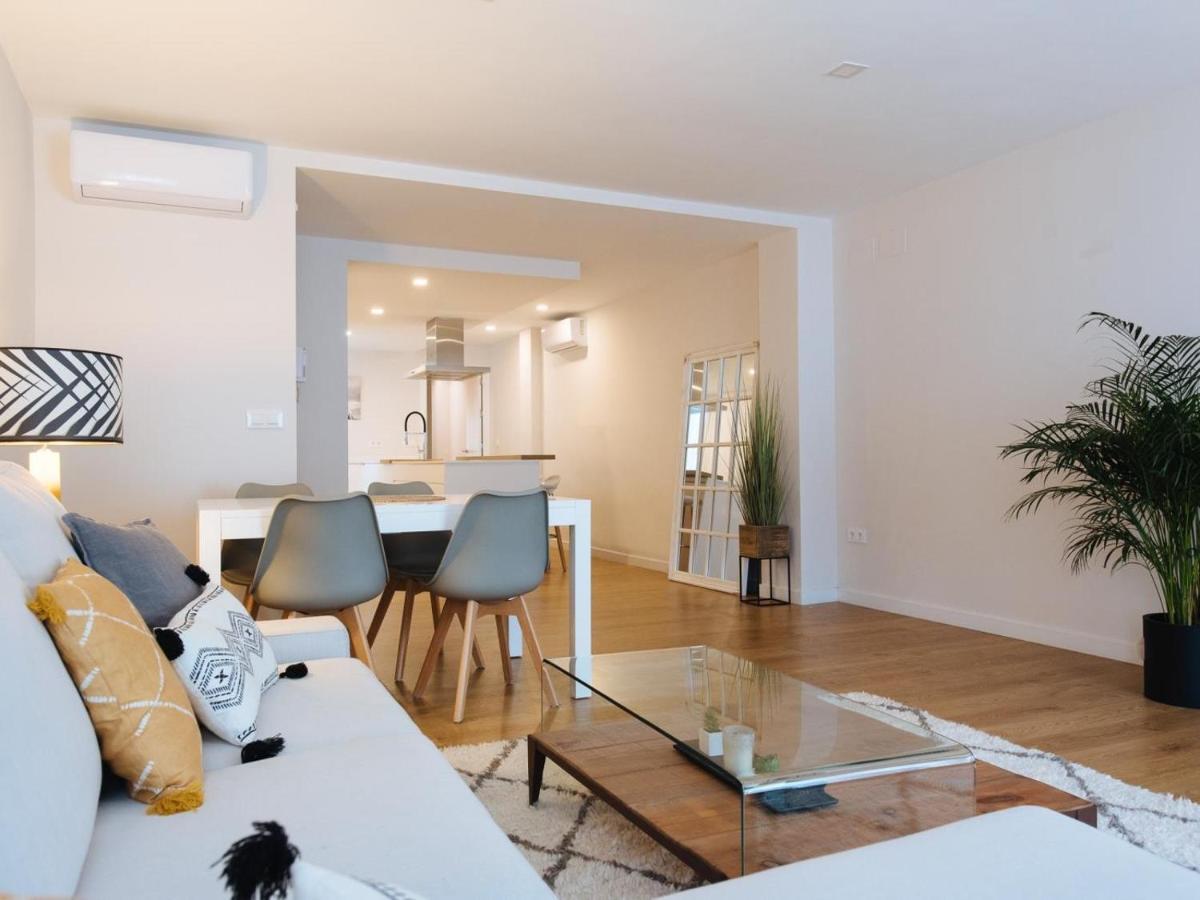 Apartment Pz Triana Amplio, Moderno Y Luminoso 2d 2b Sevilla