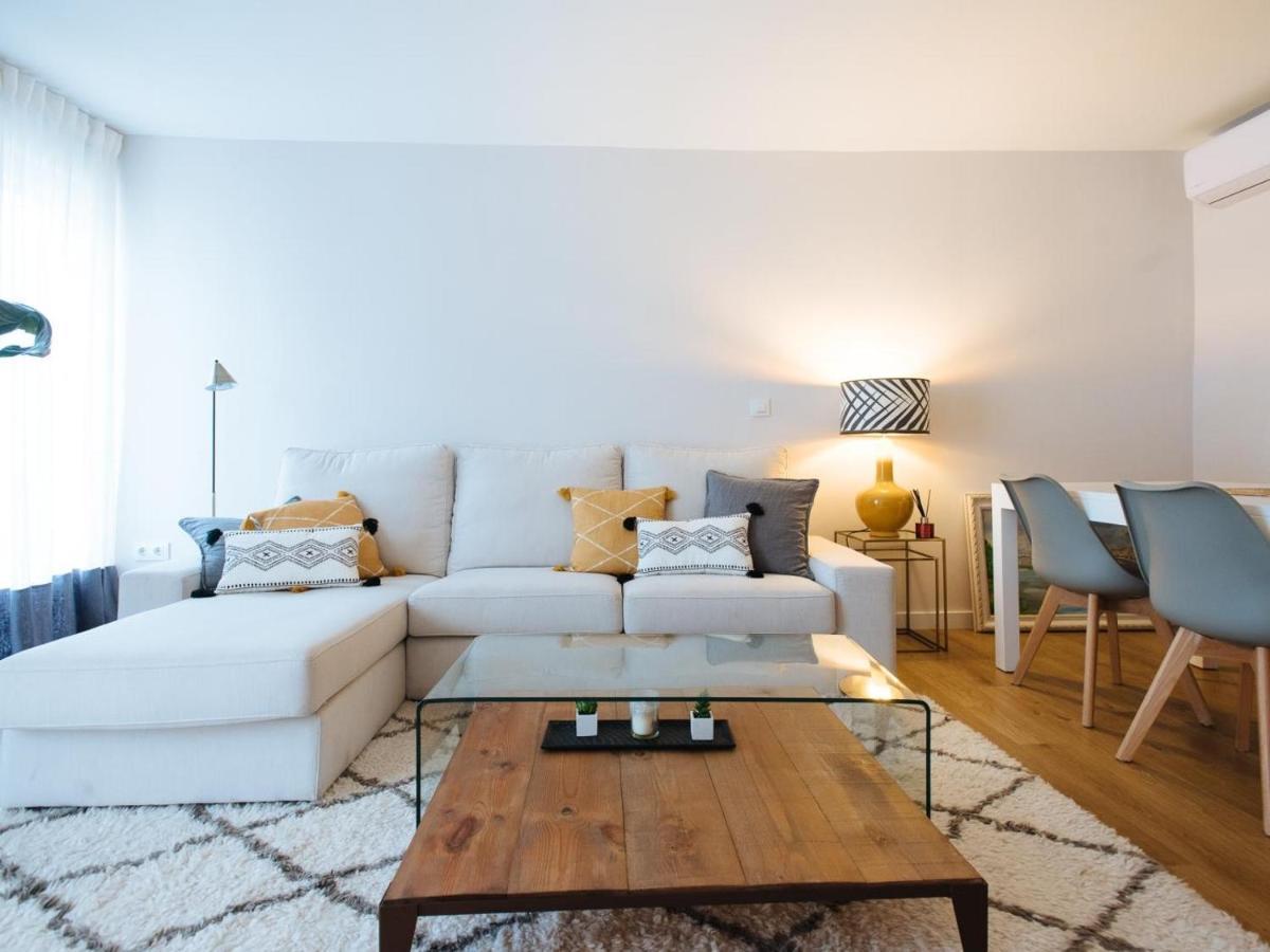 Pz Triana Amplio, Moderno Y Luminoso 2d 2b Appartamento *